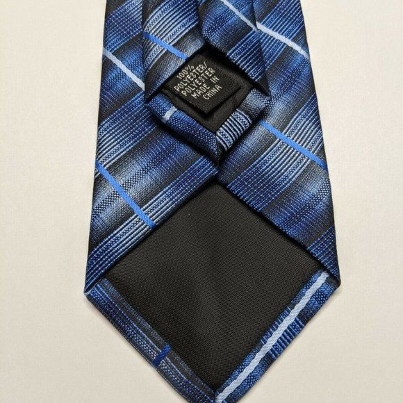 Van Heusen Plaid/Check Polyester Skinny Necktie - Picture 2 of 5